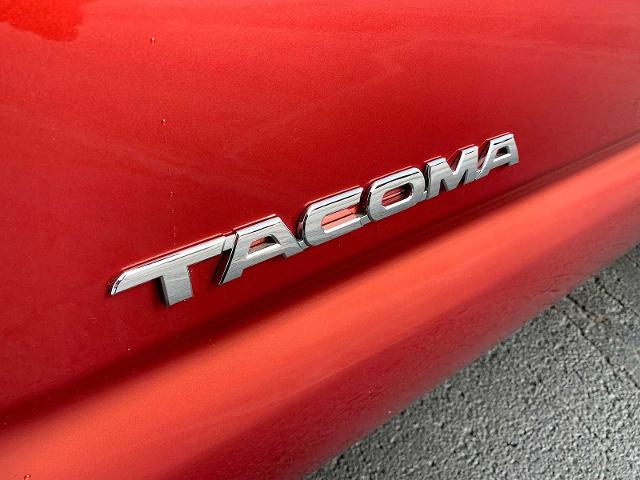2008 Toyota Tacoma Vehicle Photo in MOON TOWNSHIP, PA 15108-2571