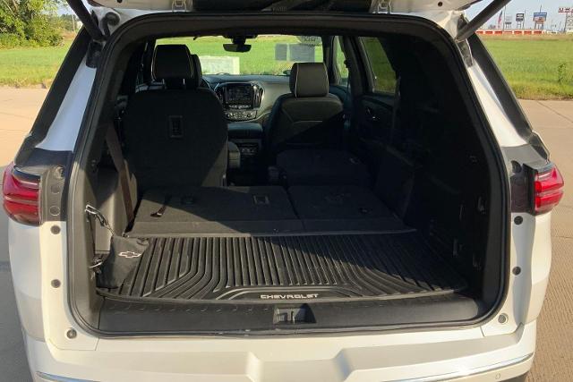 2023 Chevrolet Traverse Vehicle Photo in TOPEKA, KS 66609-0000