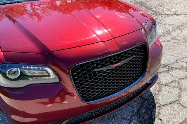2023 Chrysler 300 Vehicle Photo in Kansas City, MO 64114