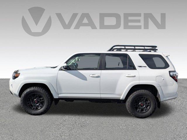 2019 Toyota 4Runner Vehicle Photo in BRUNSWICK, GA 31525-1881