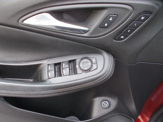 2022 Buick Encore GX Vehicle Photo in LOWELL, MA 01852-4336