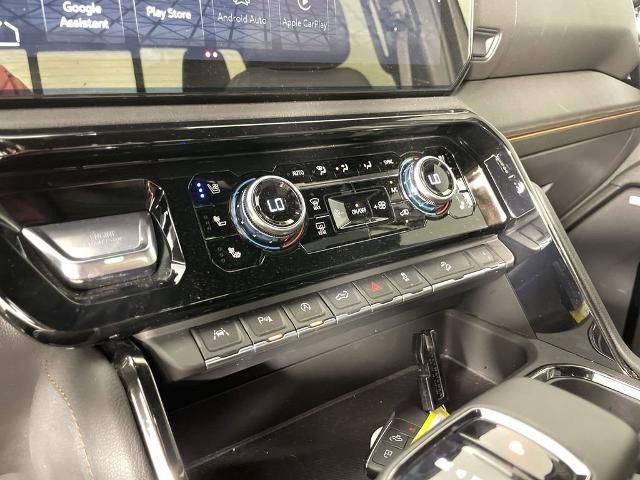2025 GMC Sierra 1500 Vehicle Photo in GILBERT, AZ 85297-0402
