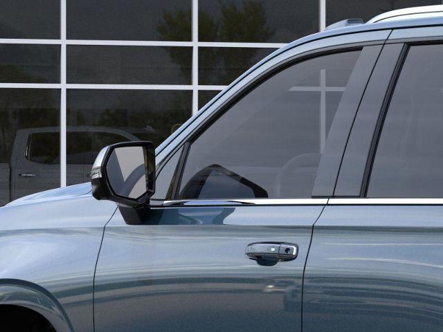 2025 Chevrolet Tahoe Vehicle Photo in TOPEKA, KS 66609-0000