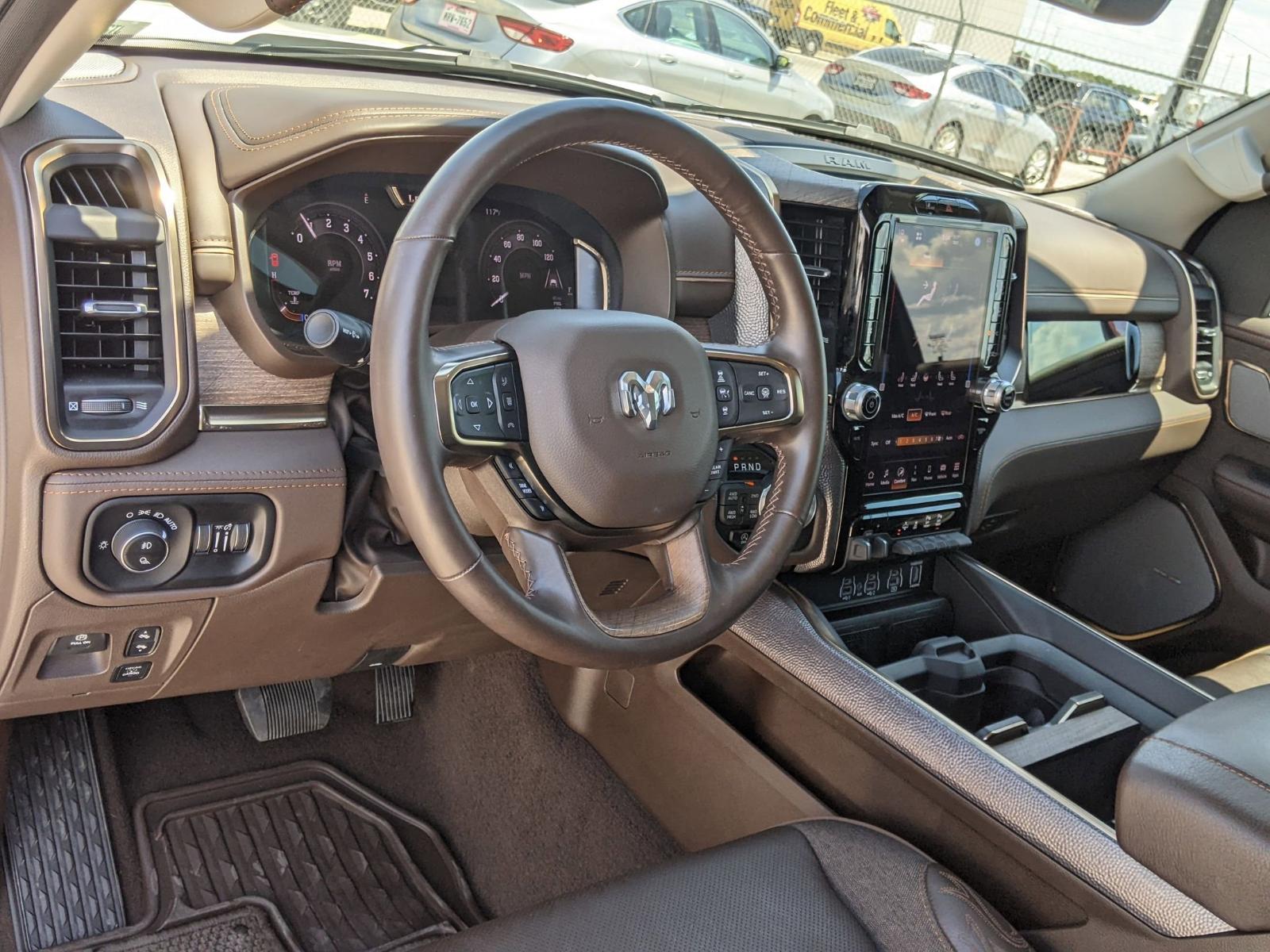2025 Ram 1500 Vehicle Photo in Seguin, TX 78155