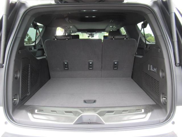 2025 Chevrolet Suburban Vehicle Photo in LEESBURG, FL 34788-4022