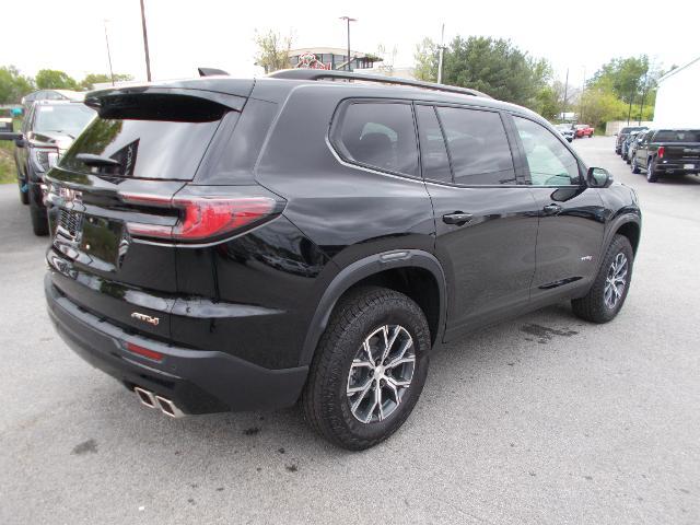 2025 GMC Acadia Vehicle Photo in LOWELL, MA 01852-4336
