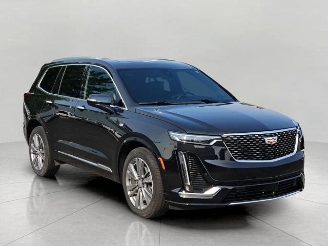 2025 Cadillac XT6 Vehicle Photo in Neenah, WI 54956