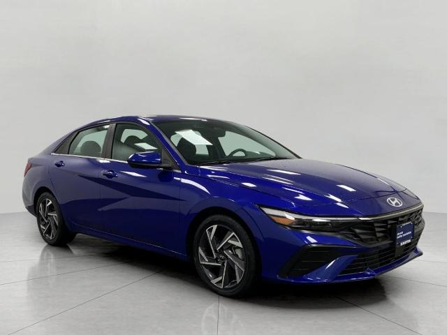 2025 Hyundai ELANTRA Vehicle Photo in Neenah, WI 54956