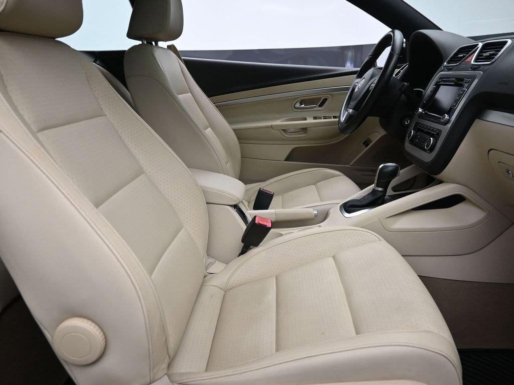 2012 Volkswagen Eos Vehicle Photo in Marion, IA 52302
