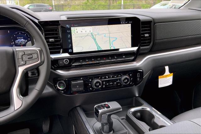 2025 Chevrolet Silverado 1500 Vehicle Photo in KANSAS CITY, MO 64114-4502