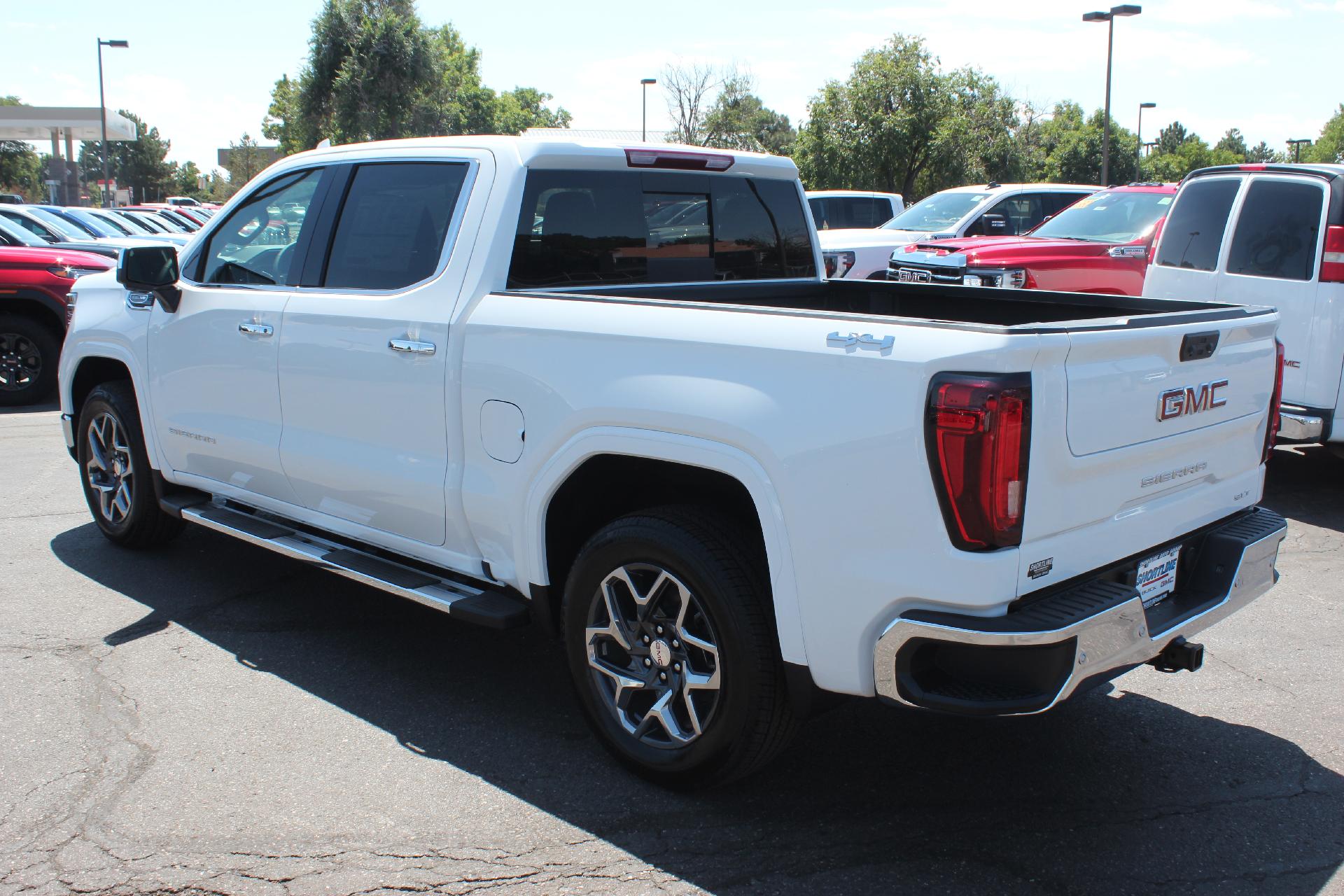 2026 GMC Sierra 1500 Vehicle Photo in AURORA, CO 80012-4011