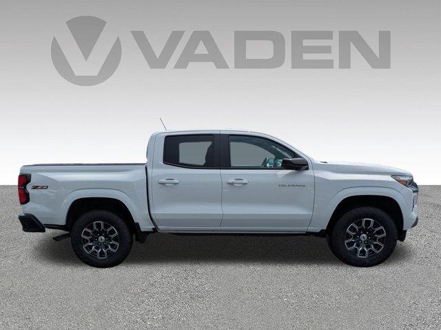 2024 Chevrolet Colorado Vehicle Photo in BRUNSWICK, GA 31525-1881
