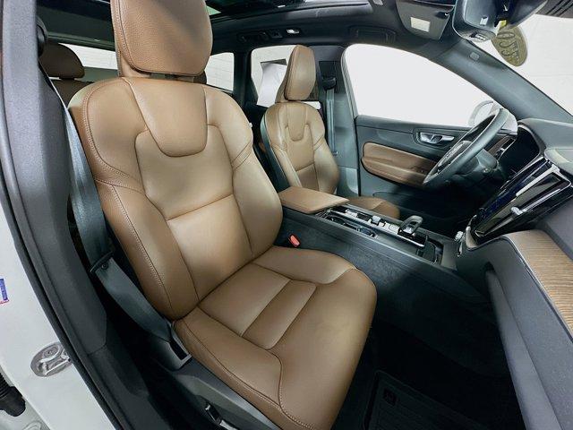 2022 Volvo XC60 Vehicle Photo in Flemington, NJ 08822