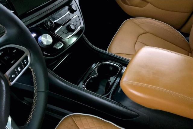 2022 Chrysler Pacifica Vehicle Photo in Kansas City, MO 64114