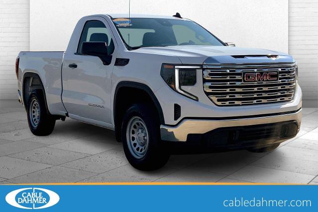 2025 GMC Sierra 1500 Vehicle Photo in TOPEKA, KS 66609-0000