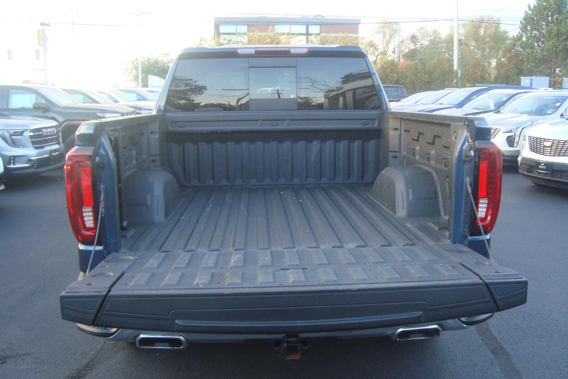 2022 GMC Sierra 1500 Vehicle Photo in PORTSMOUTH, NH 03801-4196