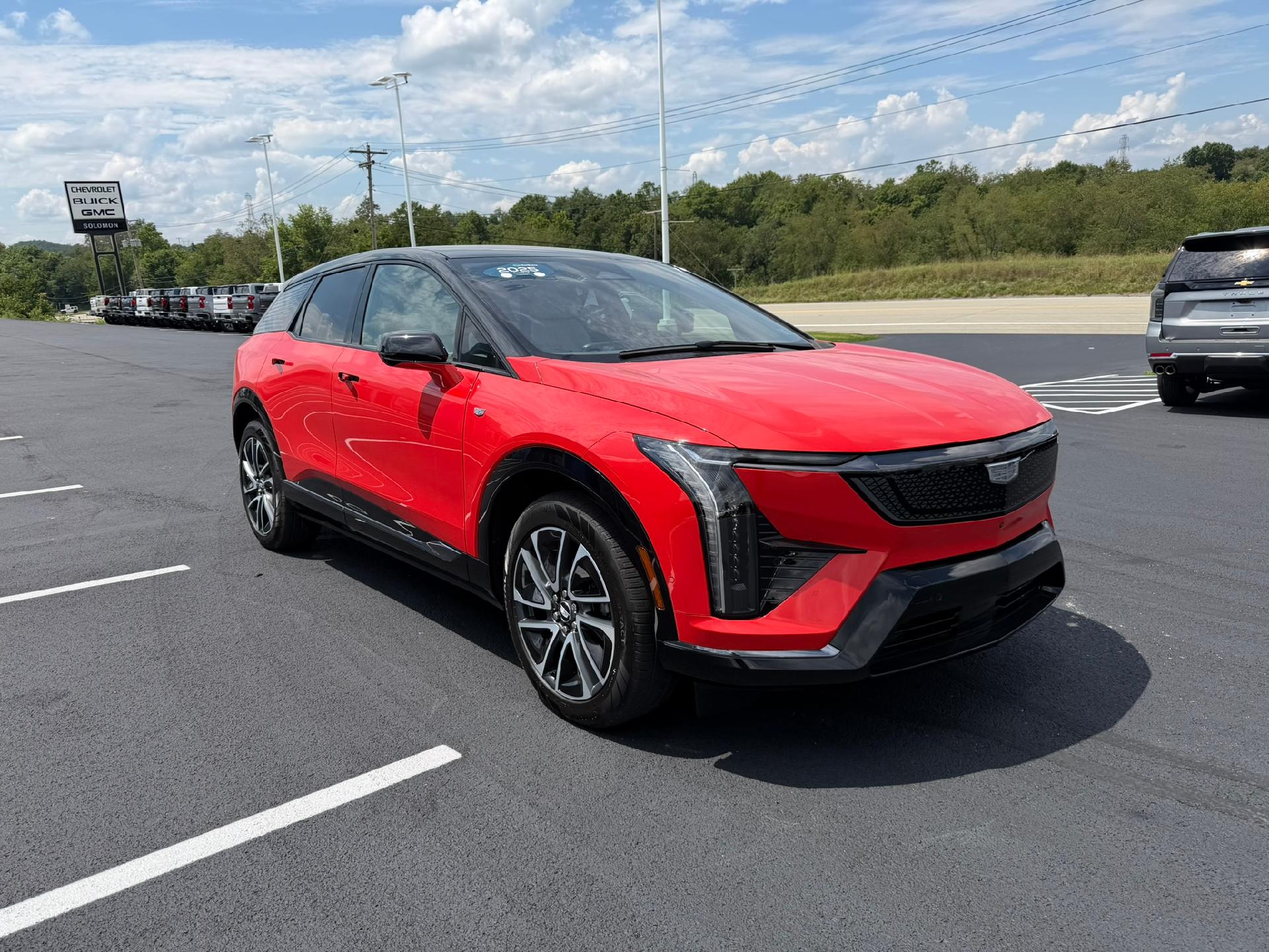 2025 Cadillac OPTIQ Sport 1 - 7