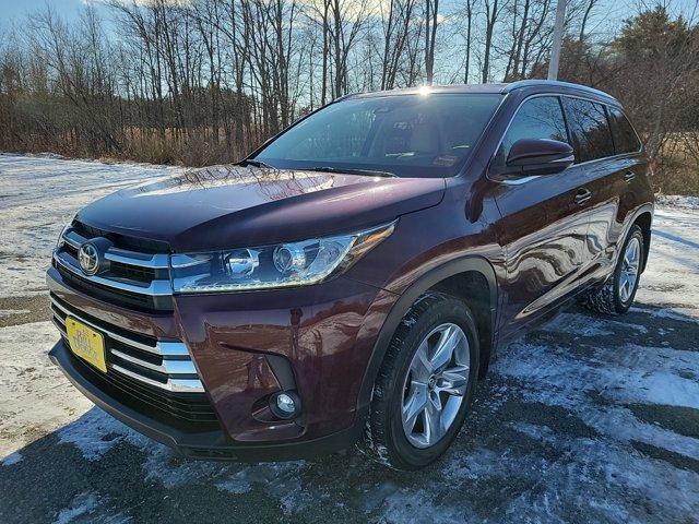 2019 Toyota Highlander Vehicle Photo in Westbrook, ME 04092