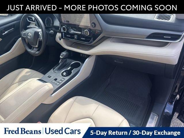 2023 Toyota Highlander Vehicle Photo in Flemington, NJ 08822
