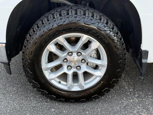2023 Chevrolet Silverado 1500 Vehicle Photo in COLUMBIA, MO 65203-3903
