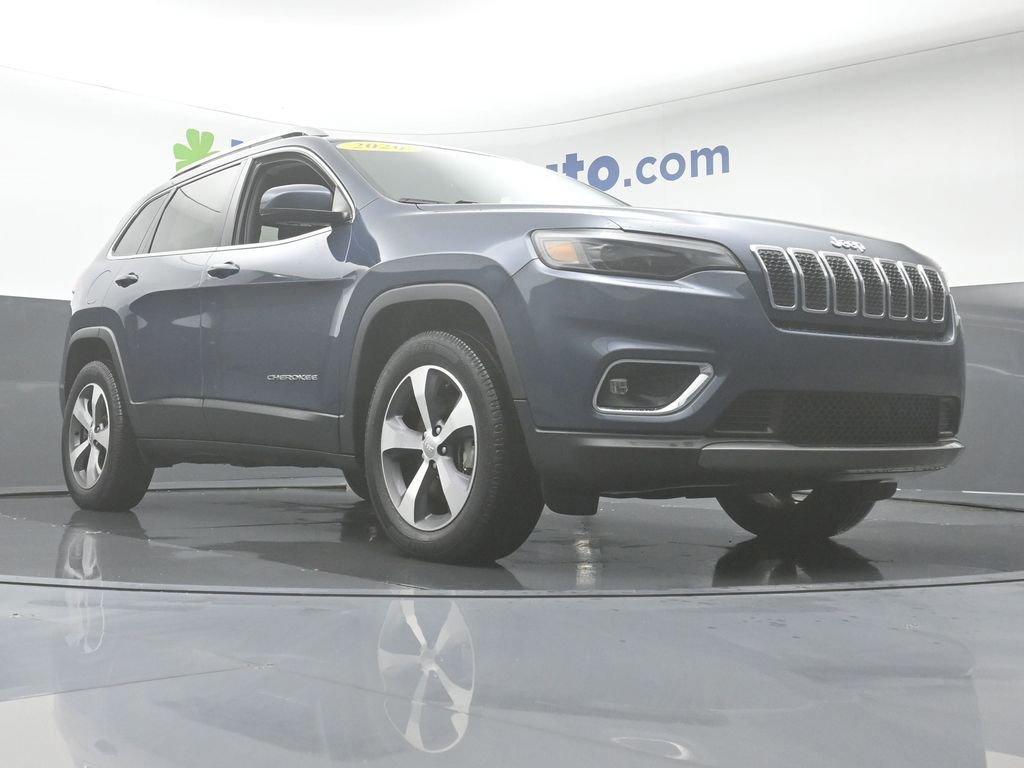 2020 Jeep Cherokee Vehicle Photo in Cedar Rapids, IA 52402