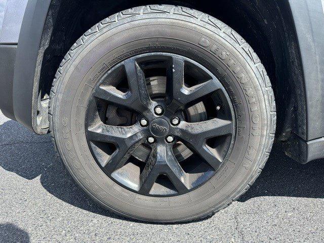 2015 Jeep Cherokee Vehicle Photo in Mechanicsburg, PA 17050-1707