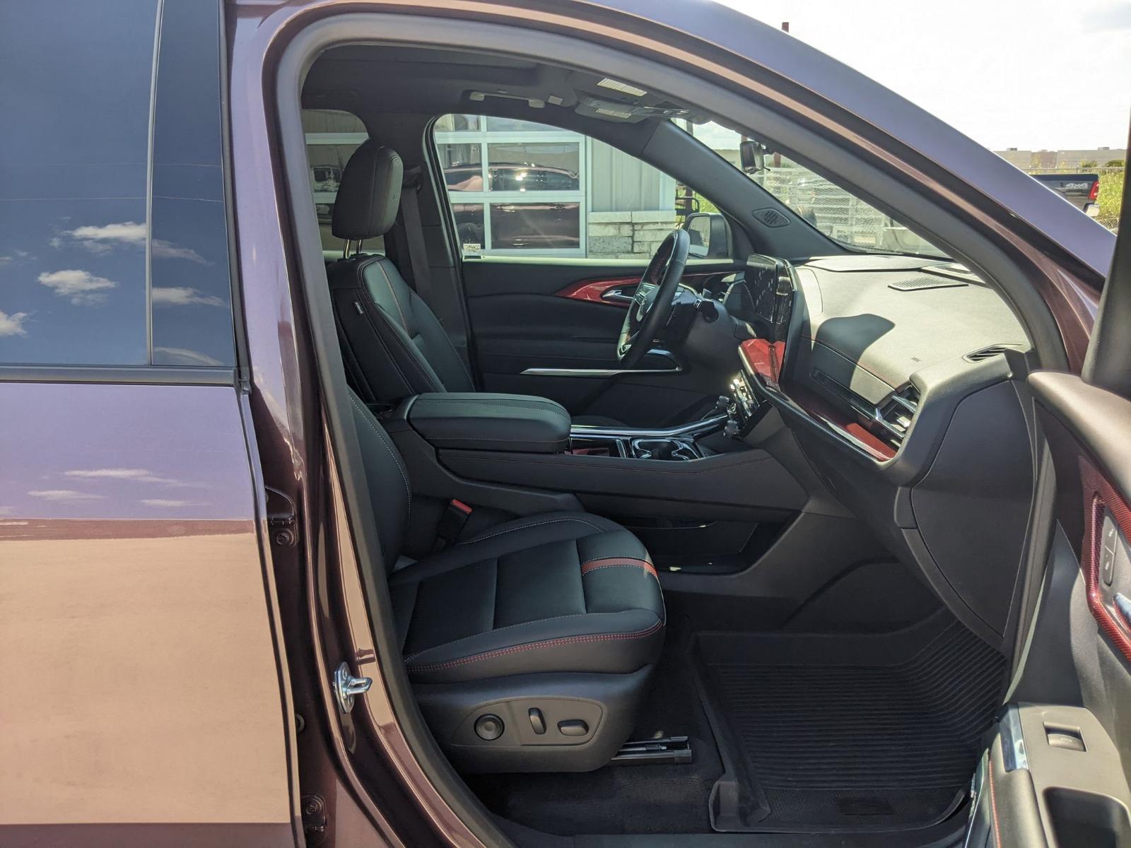 2025 Chevrolet Traverse Vehicle Photo in Seguin, TX 78155