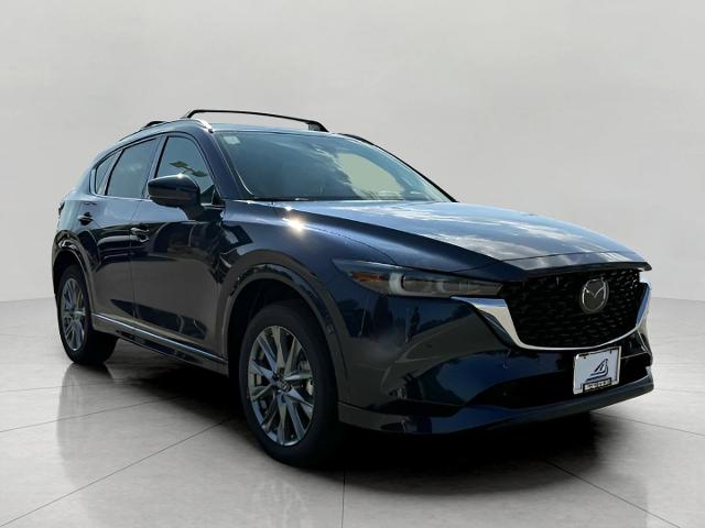 2025 Mazda CX-5 Vehicle Photo in Neenah, WI 54956