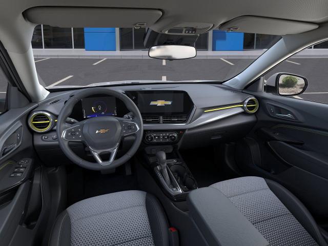 2025 Chevrolet Trax Vehicle Photo in EVERETT, WA 98203-5662