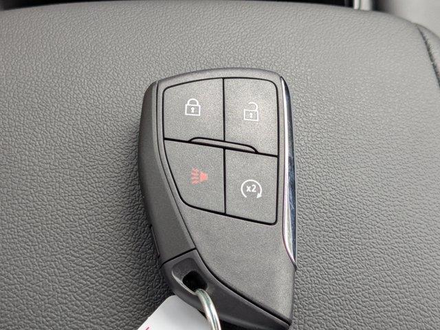 2024 Chevrolet Colorado Vehicle Photo in BRUNSWICK, GA 31525-1881