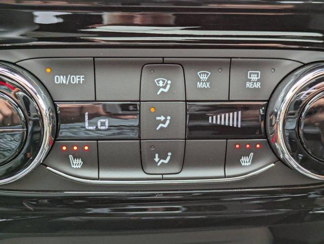 2025 Chevrolet Trax Vehicle Photo in BRUNSWICK, GA 31525-1881