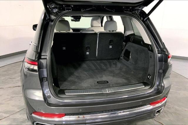 2022 Jeep Grand Cherokee Vehicle Photo in Kansas City, MO 64114
