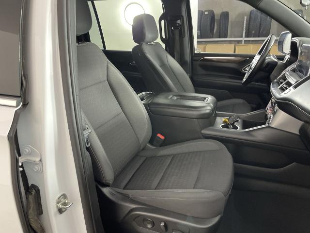2023 GMC Yukon XL Vehicle Photo in GILBERT, AZ 85297-0402