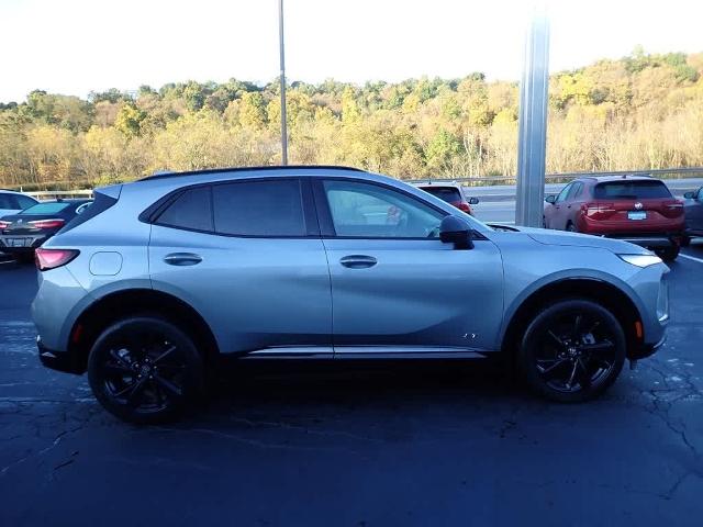 2025 Buick Envision Vehicle Photo in ZELIENOPLE, PA 16063-2910