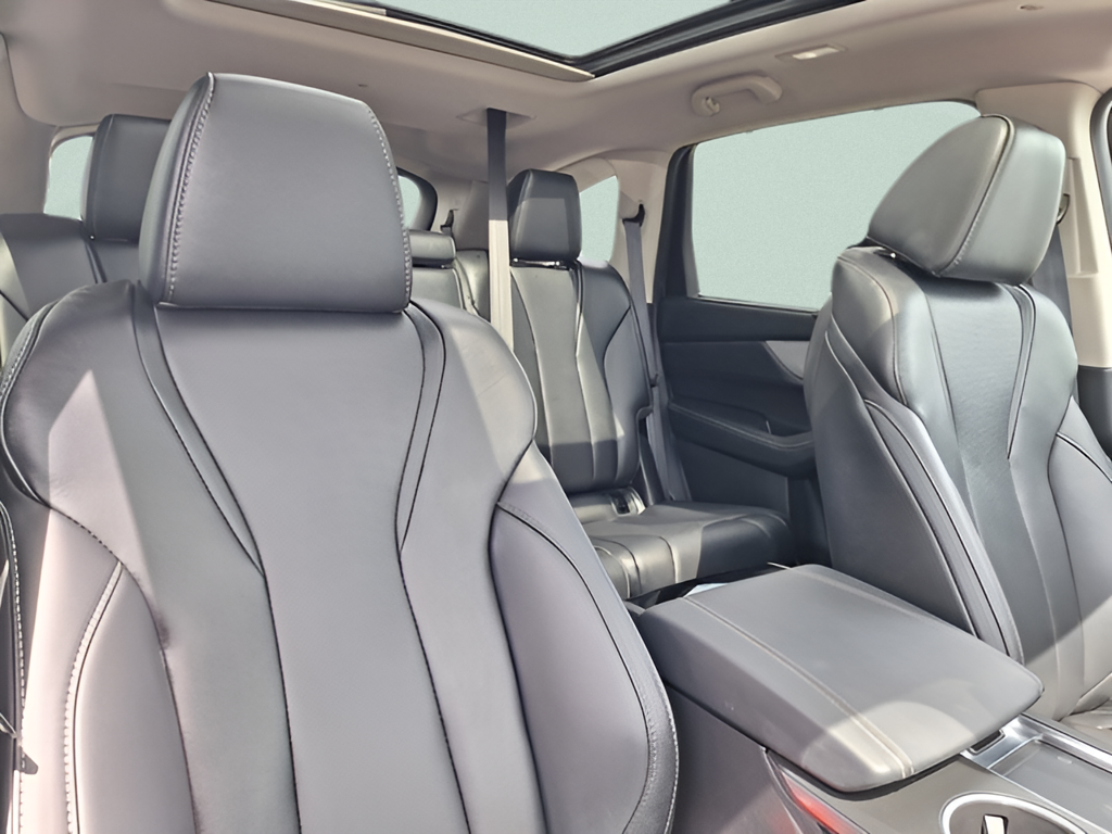 2023 Acura MDX photo 27 of 33