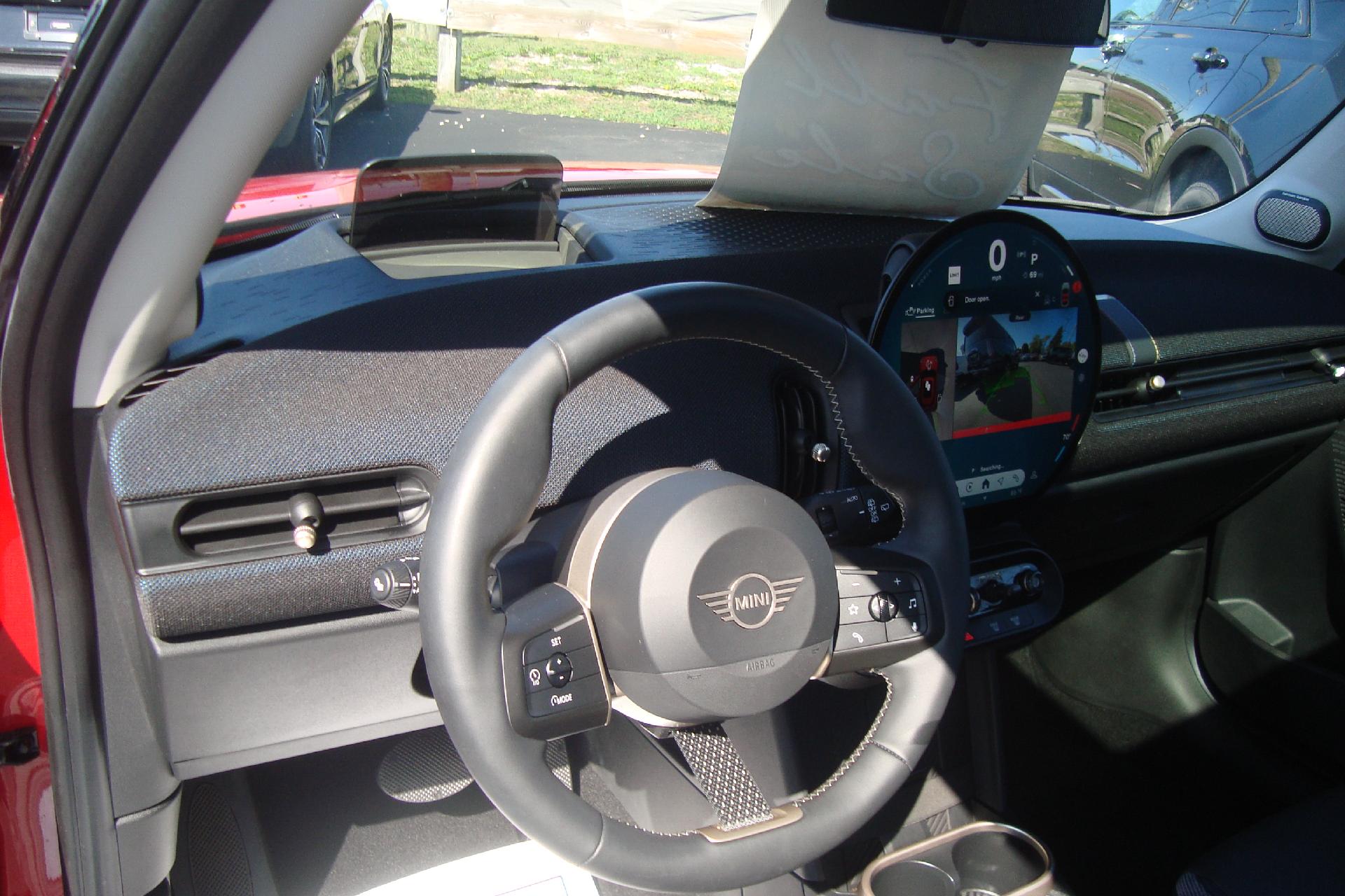 2025 MINI Cooper S Hardtop 2 Door Vehicle Photo in PORTSMOUTH, NH 03801-4196