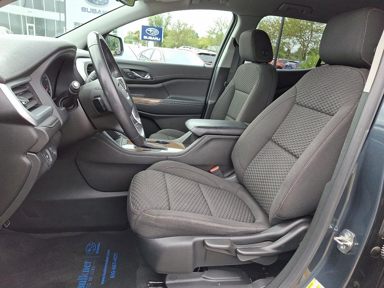 2019 GMC Acadia Vehicle Photo in Easton, PA 18045