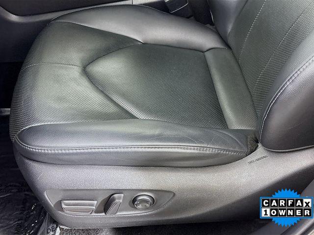 2023 Toyota Highlander Vehicle Photo in Puyallup, WA 98371