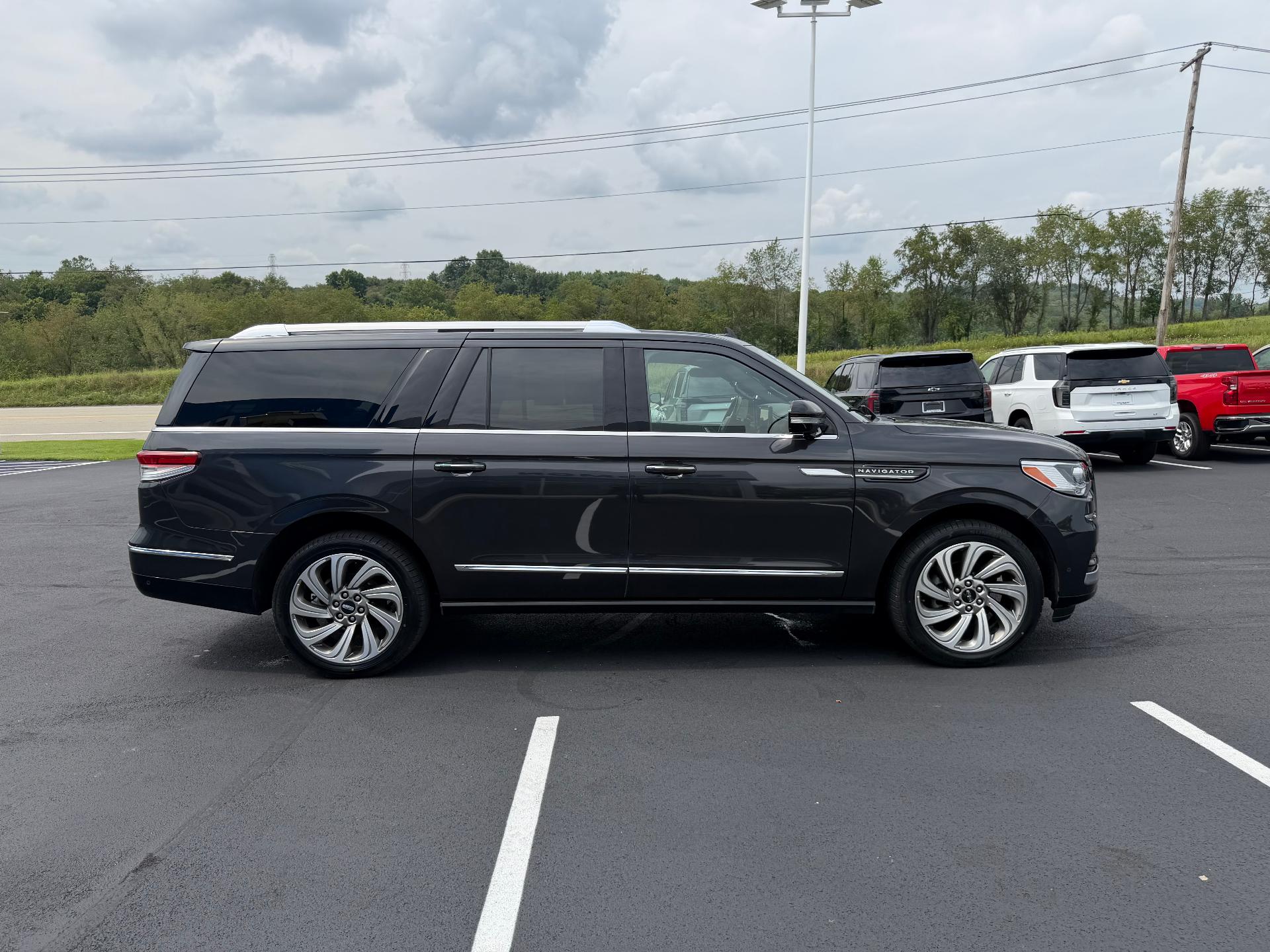 2023 Lincoln Navigator Reserve L - 6