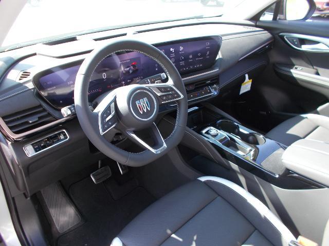 2025 Buick Envision Vehicle Photo in LOWELL, MA 01852-4336