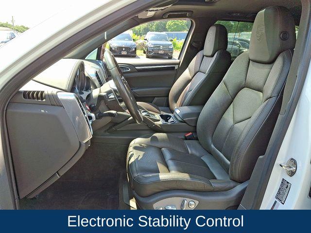 2018 Porsche Cayenne Vehicle Photo in DANBURY, CT 06810-5034
