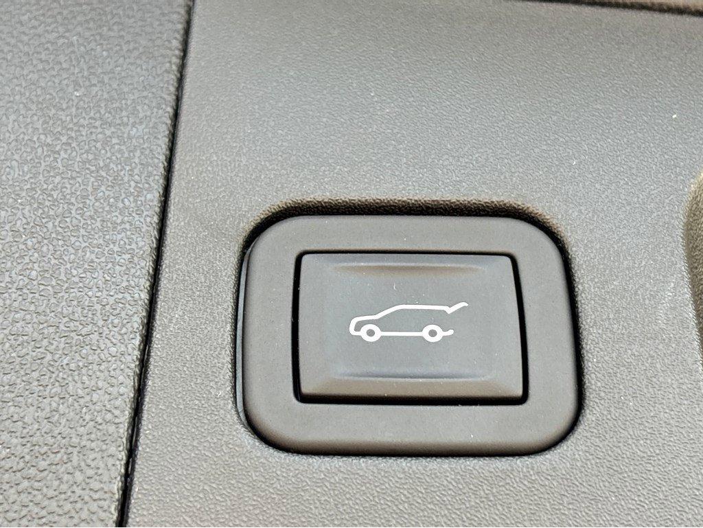 2025 Cadillac XT5 Vehicle Photo in SAVANNAH, GA 31406-4513