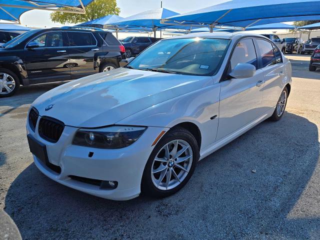 2011 BMW 328i Vehicle Photo in DENTON, TX 76210-9321