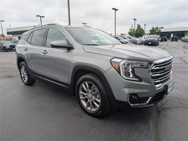 2023 GMC Terrain Vehicle Photo in AURORA, CO 80012-4011