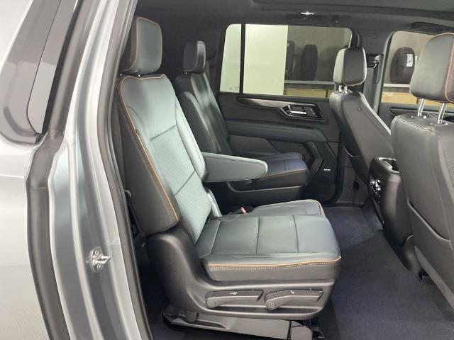2025 GMC Yukon XL Vehicle Photo in GILBERT, AZ 85297-0402