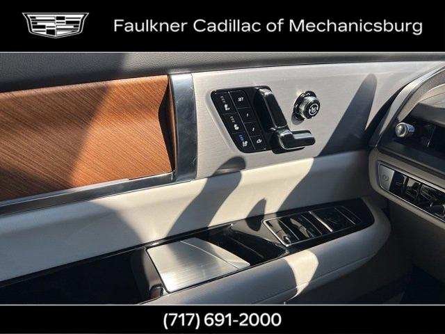 2026 Cadillac VISTIQ Vehicle Photo in MECHANICSBURG, PA 17050-1707