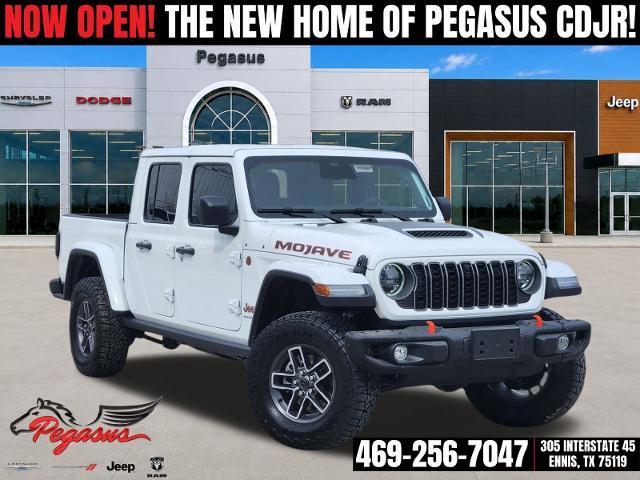 2026 Jeep Gladiator Vehicle Photo in Ennis, TX 75119-5114