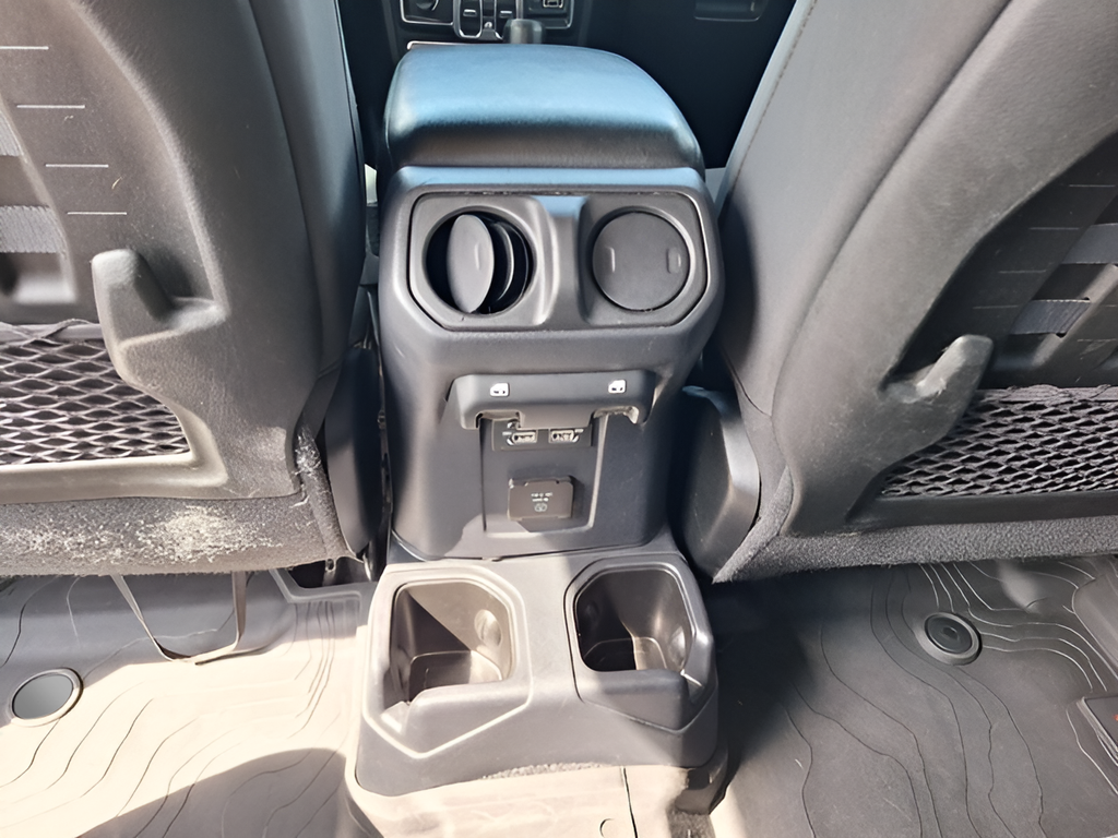 2021 Jeep Gladiator Rubicon - 9