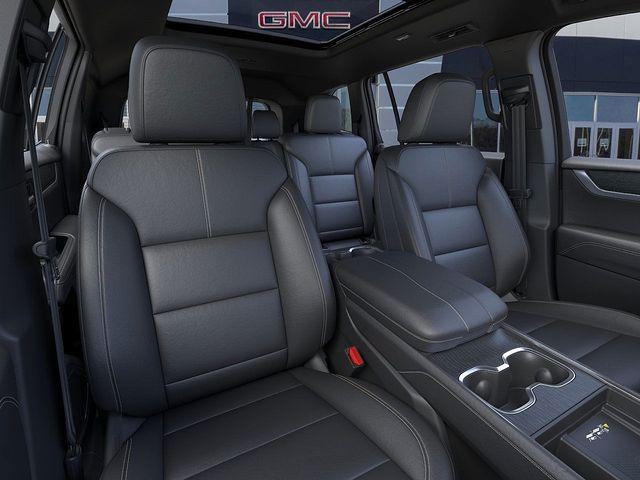2025 GMC Acadia Vehicle Photo in DANBURY, CT 06810-5034