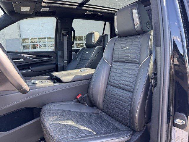 2024 Cadillac Escalade Vehicle Photo in Mechanicsburg, PA 17050-1707